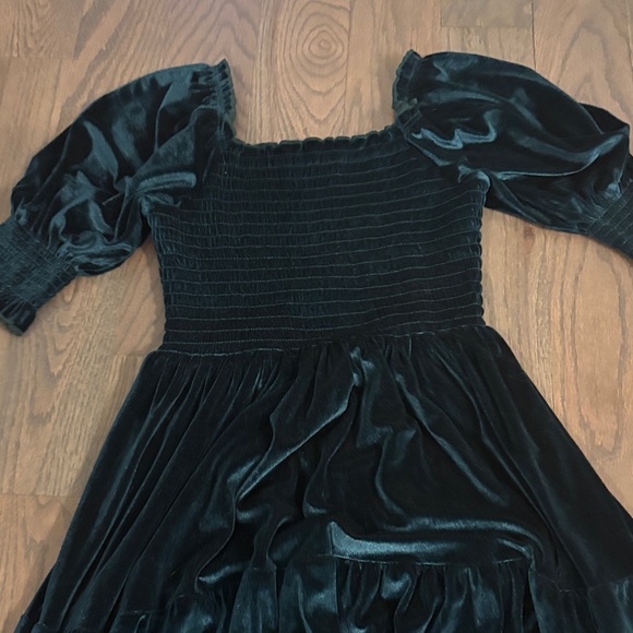 Baltic Born Green Velvet Long Sleeve Dress, Size Small - Picture 4 of 7